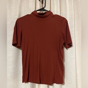 George Mock Neck Tee Sz Med